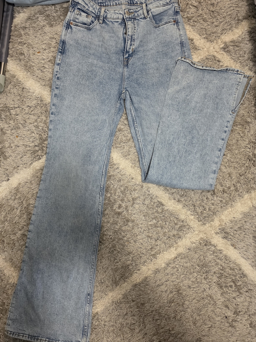 Old Navy Light Blue Flared Jeans Size 6